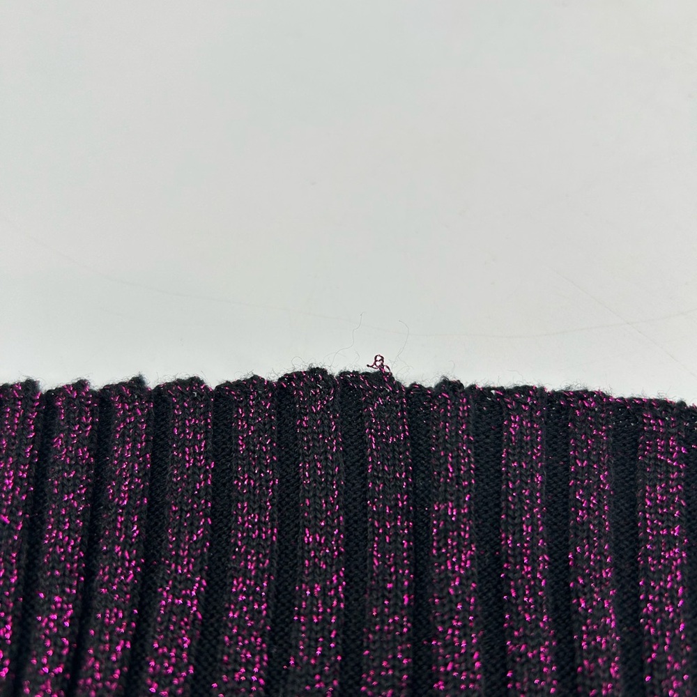 Vtg Y2K New York and Company Black and Purple Metallic Ribbed Turtleneck Sweater - Picture 10 of 11